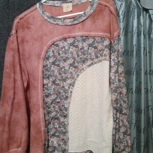 Boutique sweater/top